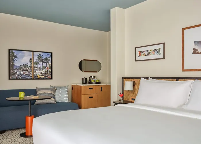 Romer House Waikiki (Adults Only)